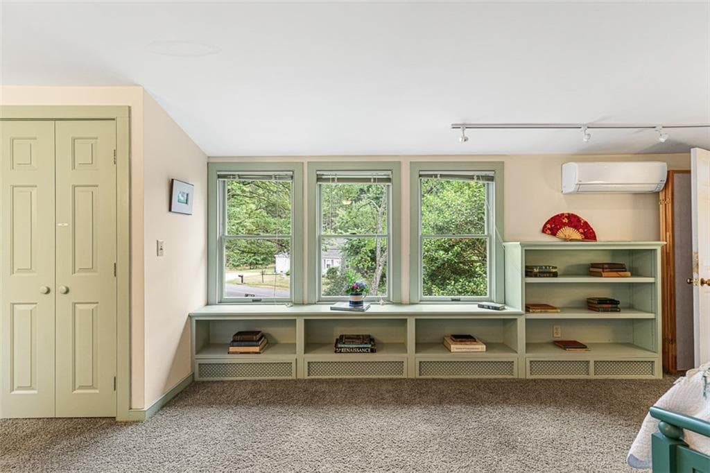 Single Family Residence at 462 Ledge Road, Seekonk, photo 37 of 46