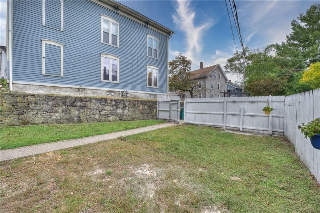 Multi Family at 73 Boyden Street, Woonsocket, photo 19 of 36