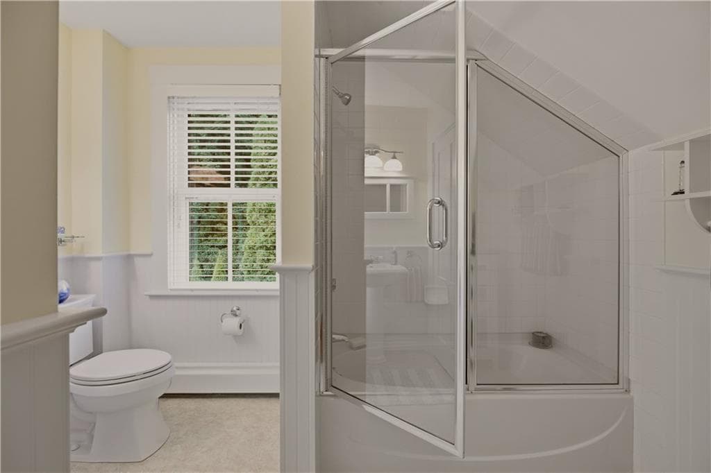 Single Family Residence at 72 Third Street, Newport, photo 26 of 45