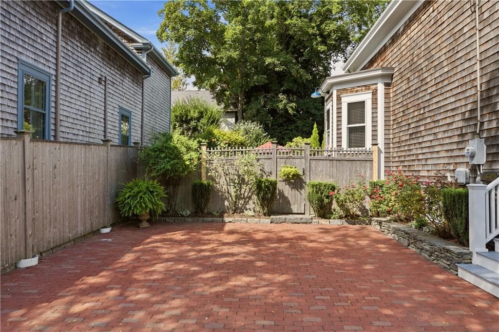Single Family Residence at 72 Third Street, Newport, photo 36 of 45