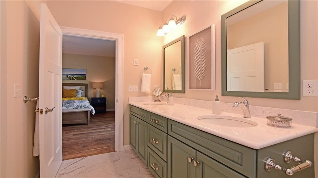 Condominium at 13 Bogey Circle, South Kingstown, photo 46 of 50