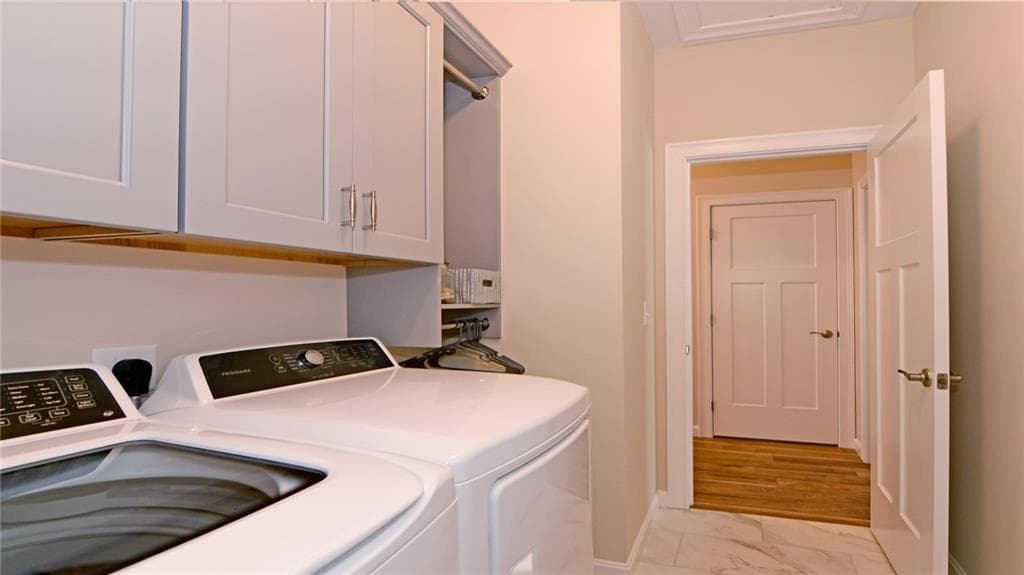 Condominium at 13 Bogey Circle, South Kingstown, photo 37 of 50
