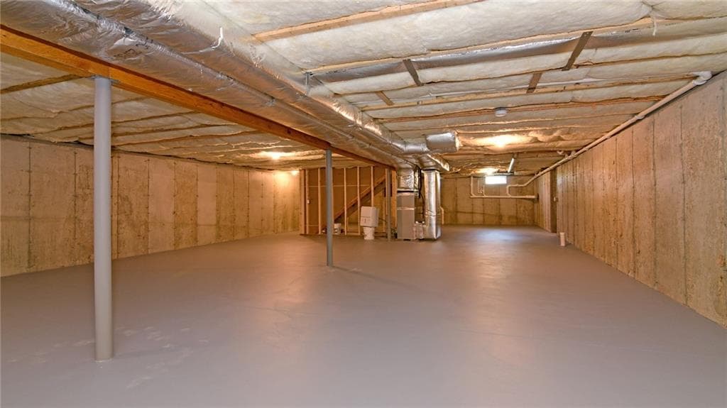 Condominium at 13 Bogey Circle, South Kingstown, photo 48 of 50
