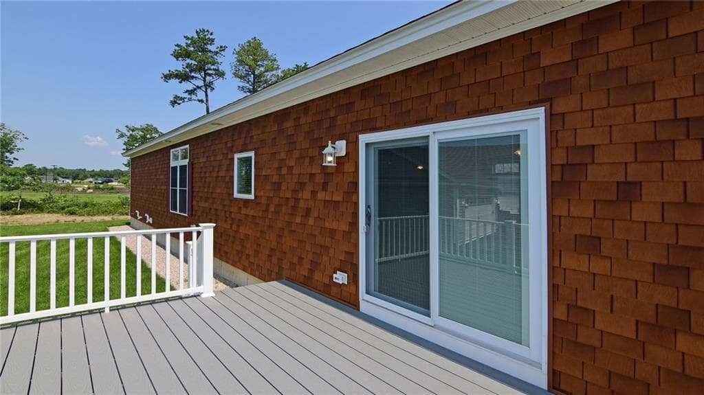 Condominium at 13 Bogey Circle, South Kingstown, photo 4 of 50