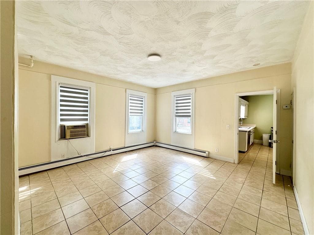 Multi Family at 137 Sutton Street, Providence, photo 23 of 39