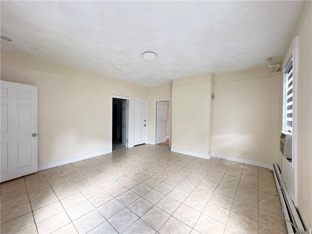 Multi Family at 137 Sutton Street, Providence, photo 33 of 39