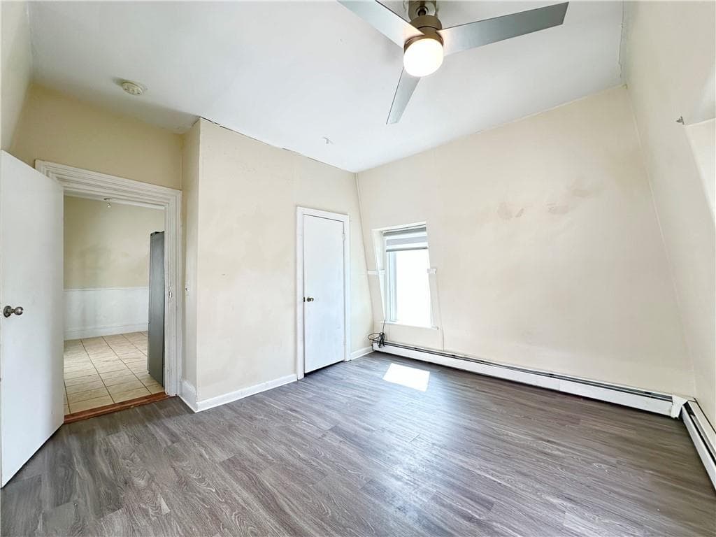 Multi Family at 137 Sutton Street, Providence, photo 18 of 39