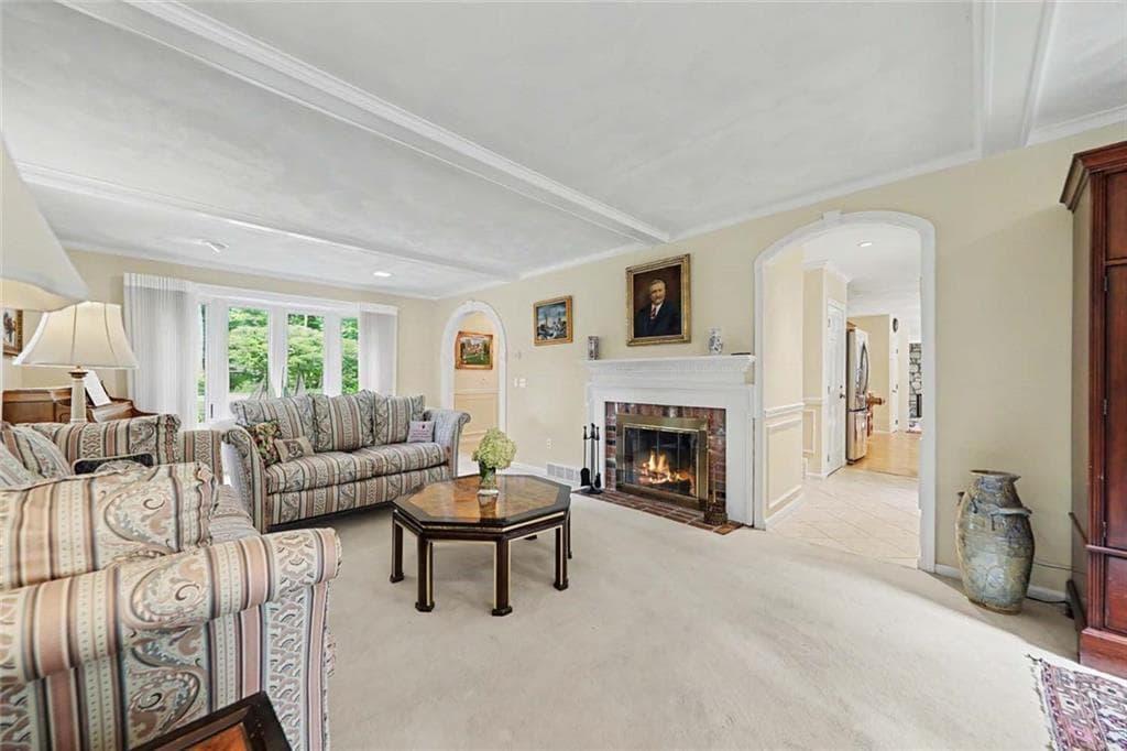 Single Family Residence at 88 Varnum Drive, Warwick, photo 9 of 50