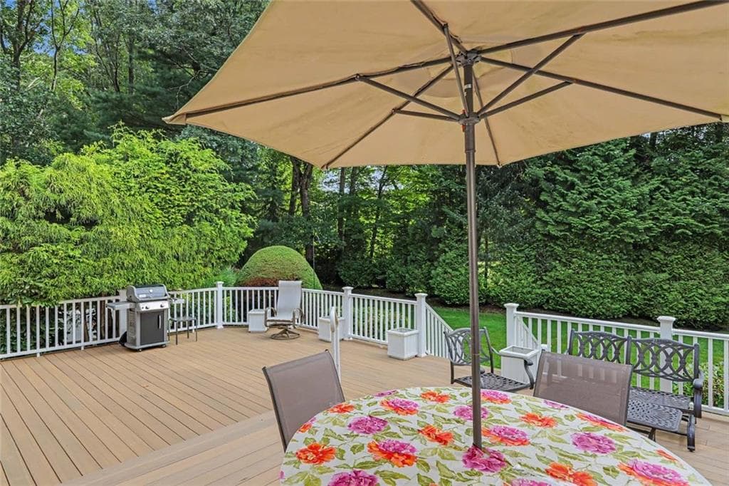 Single Family Residence at 88 Varnum Drive, Warwick, photo 44 of 50
