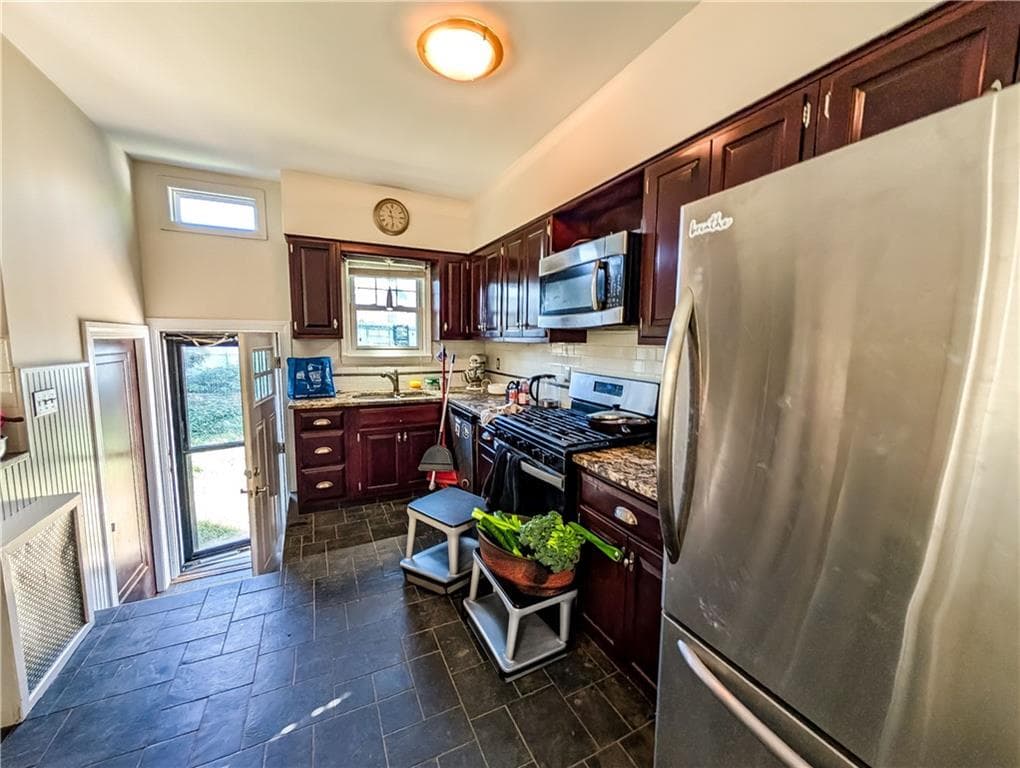 Single Family Residence at 102 Burnside Street, Cranston, photo 6 of 24