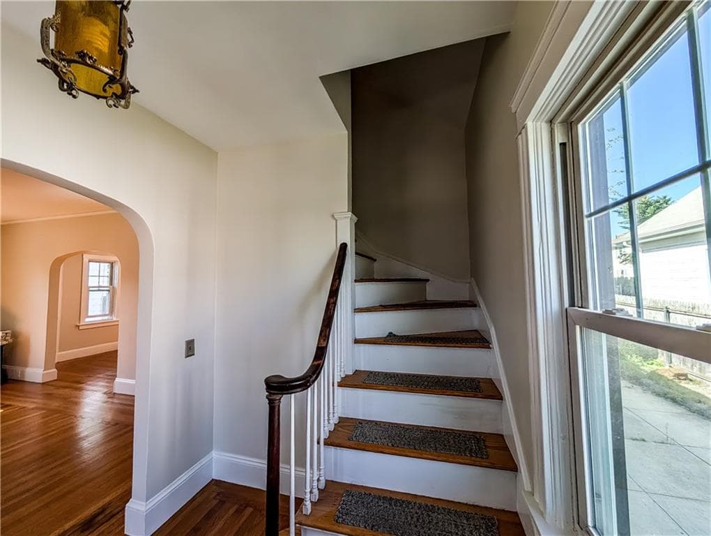 Single Family Residence at 102 Burnside Street, Cranston, photo 14 of 24
