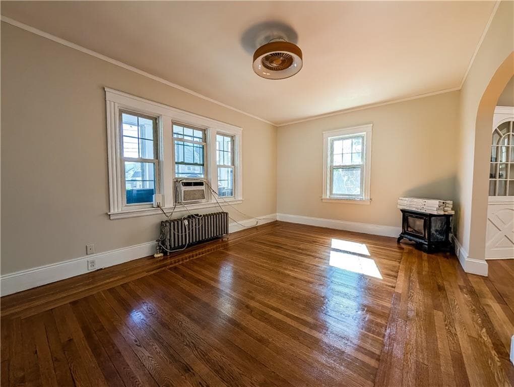Single Family Residence at 102 Burnside Street, Cranston, photo 11 of 24