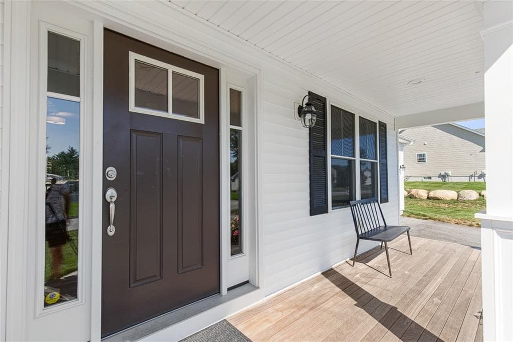 Single Family Residence at 14 Minglewood Drive, Coventry, photo 4 of 45