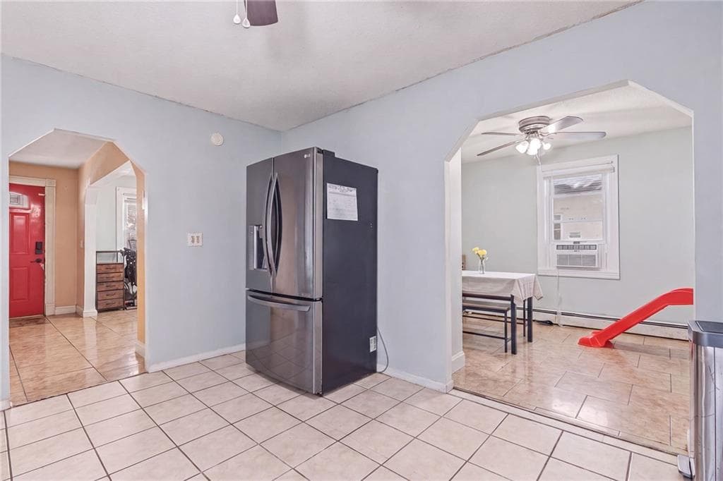 Single Family Residence at 19 Carr Street, Providence, photo 7 of 31