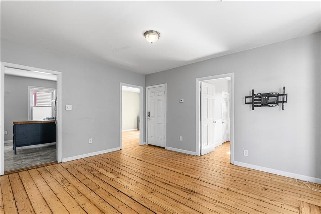 Multi Family at 141 Grove Street, Providence, photo 9 of 50
