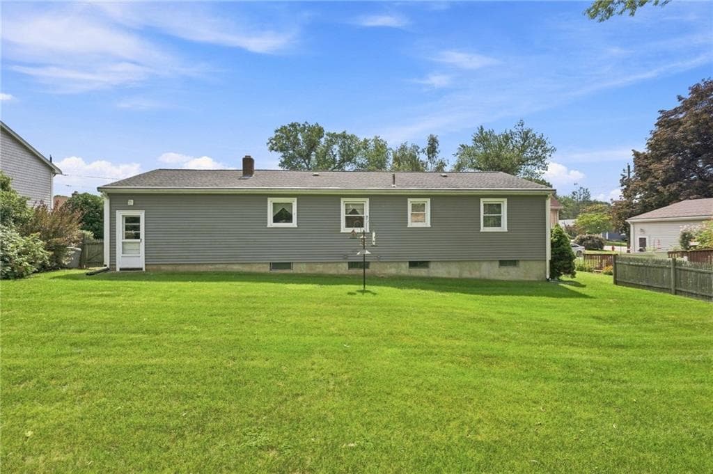 Single Family Residence at 10 Grant Street, West Warwick, photo 10 of 40