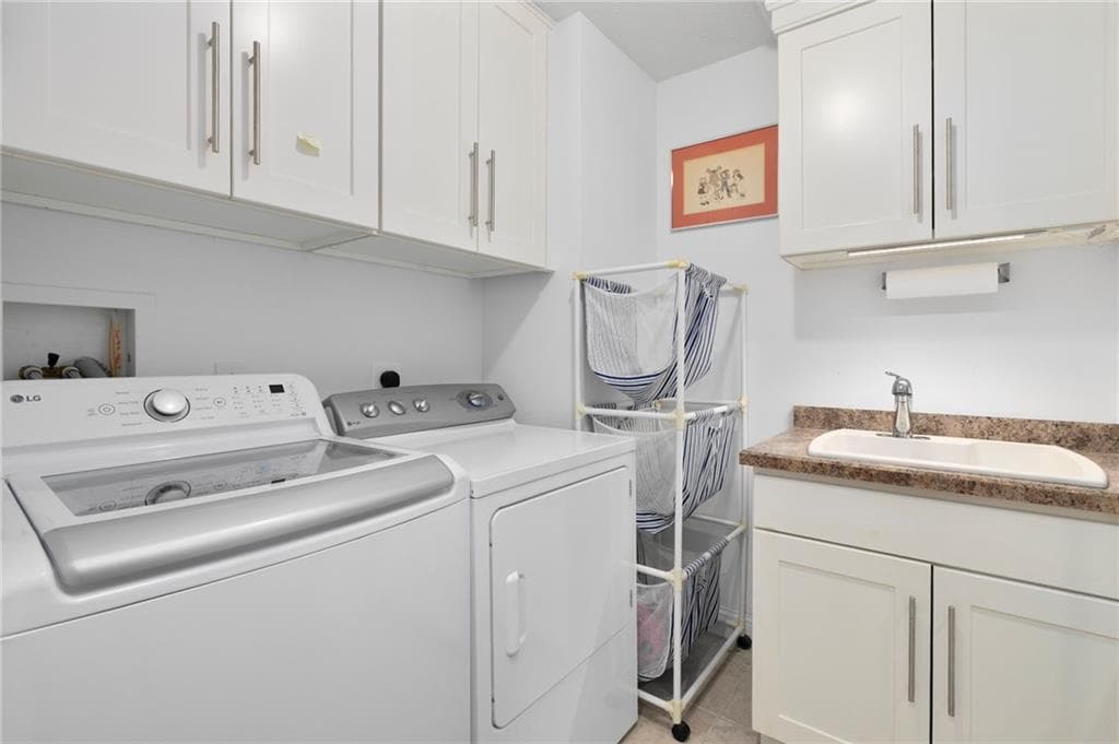 Condominium at 80 Meghan Lane, North Kingstown, photo 42 of 49