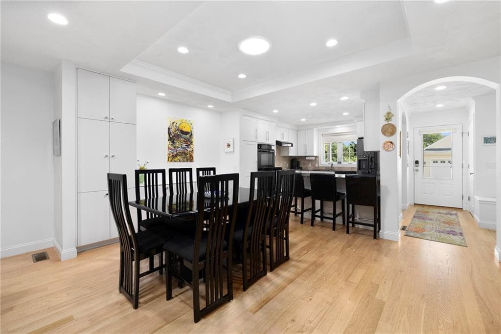Condominium at 80 Meghan Lane, North Kingstown, photo 11 of 49