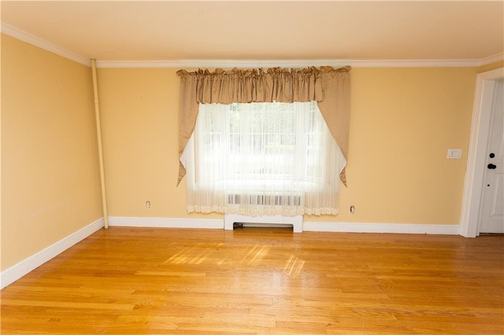 Single Family Residence at 499 Squantum Drive, Warwick, photo 13 of 42