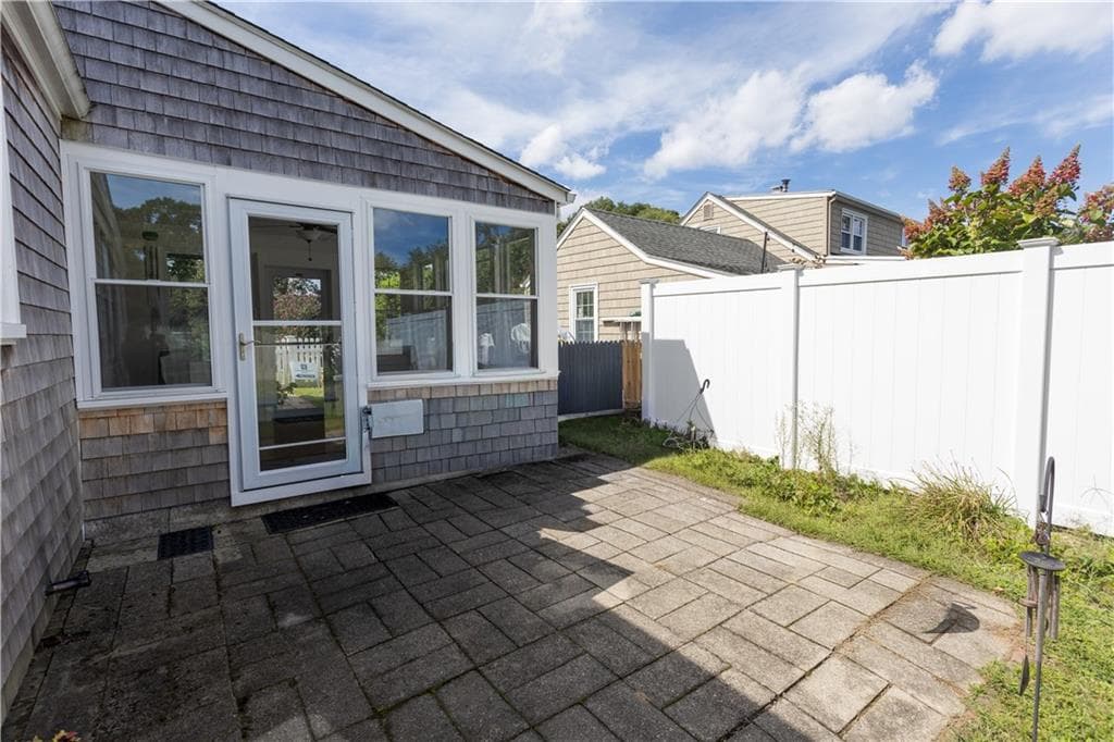 Single Family Residence at 499 Squantum Drive, Warwick, photo 38 of 42