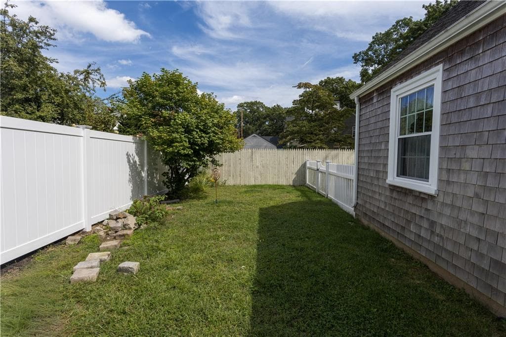 Single Family Residence at 499 Squantum Drive, Warwick, photo 40 of 42