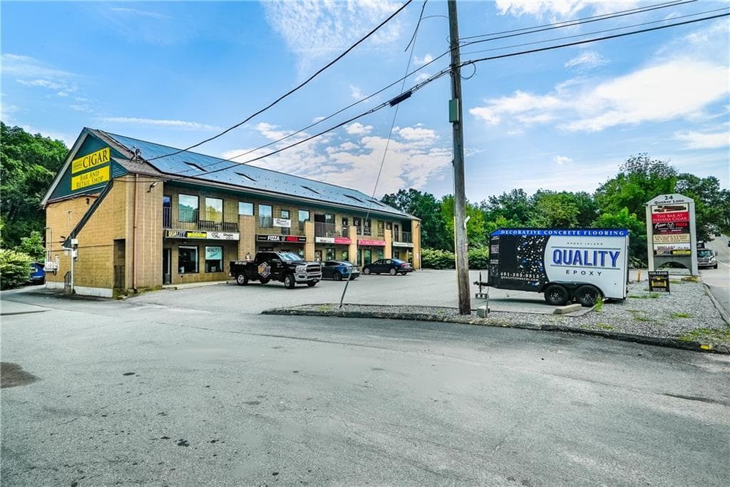 Commercial at 24 Quaker Lane, Warwick, photo 4 of 17