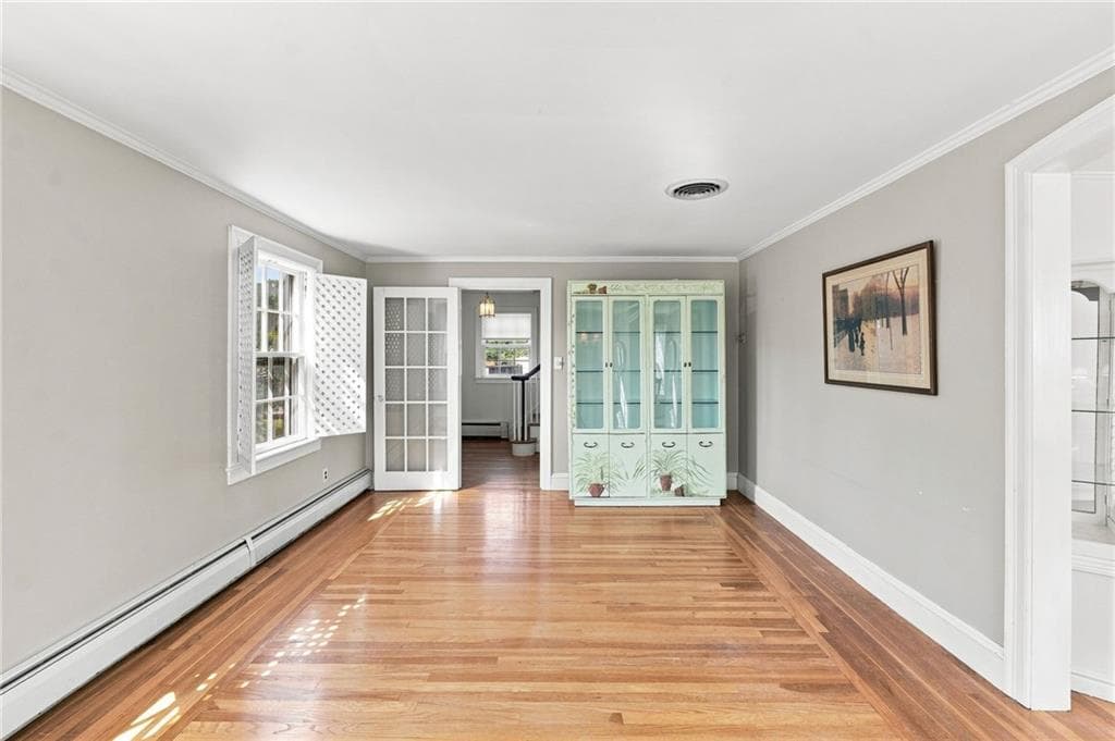 Single Family Residence at 77 Ausdale Road, Cranston, photo 5 of 44
