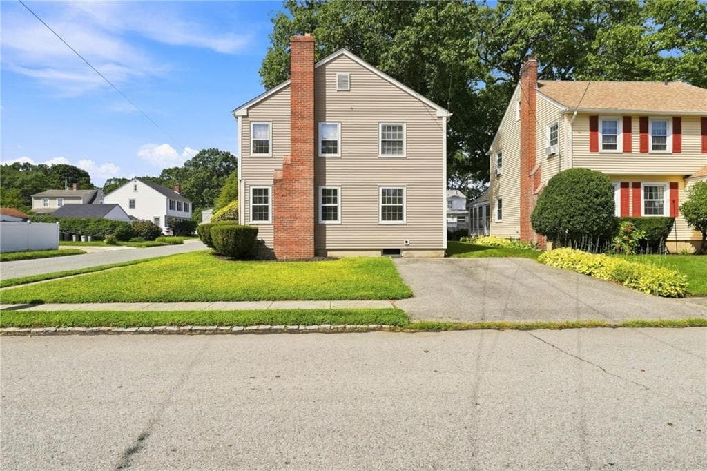 Single Family Residence at 77 Ausdale Road, Cranston, photo 39 of 44