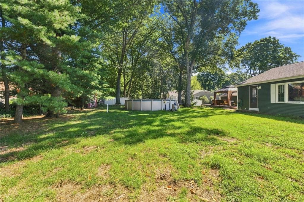 Single Family Residence at 95 Thomas Leighton Boulevard, Cumberland, photo 20 of 22