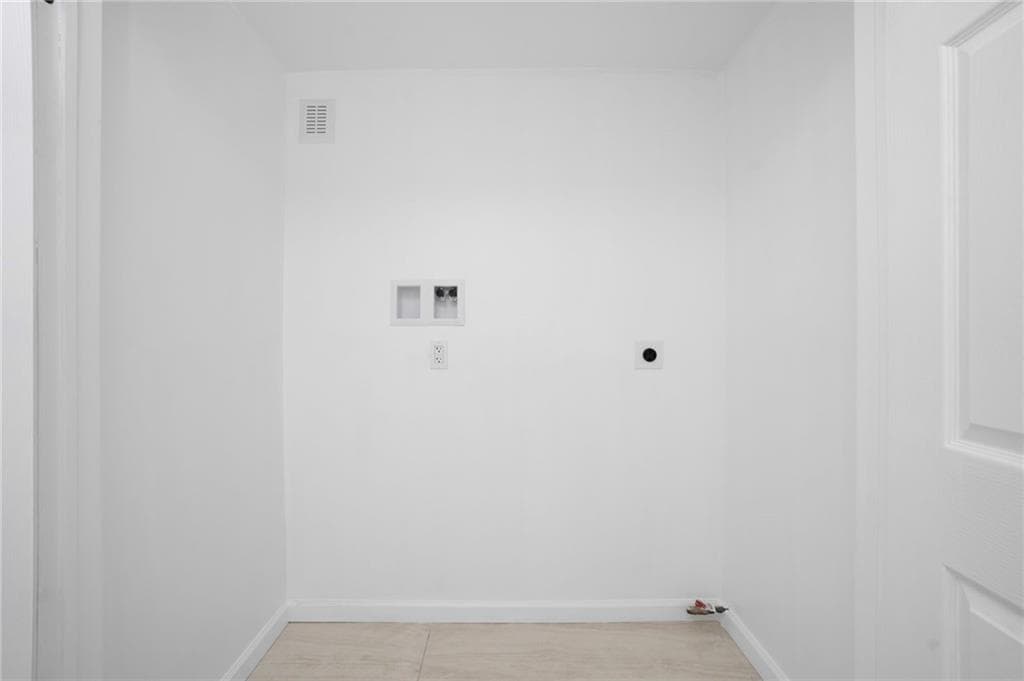 Single Family Residence at 18 Pleasantview Avenue, Johnston, photo 14 of 29