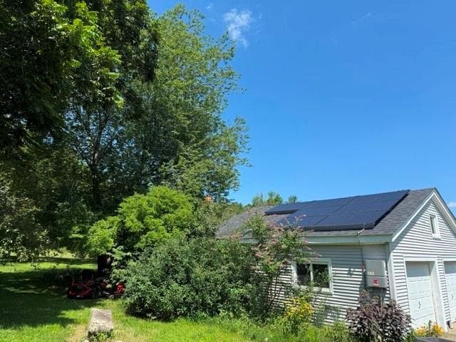 Single Family Residence at 2447 Division Road, East Greenwich, photo 26 of 30