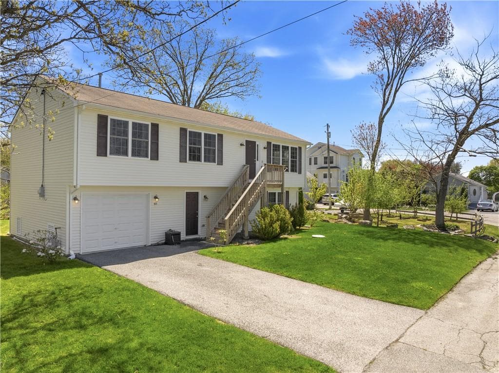 Single Family Residence at 48 Harris Avenue, Warwick, photo 38 of 47