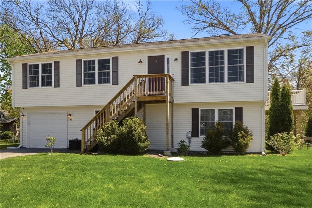 Single Family Residence at 48 Harris Avenue, Warwick, photo 31 of 47