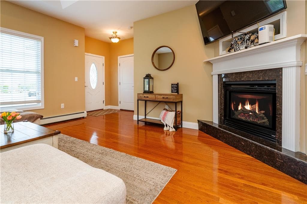 Condominium at 40 Enzo Drive, Coventry, photo 26 of 50