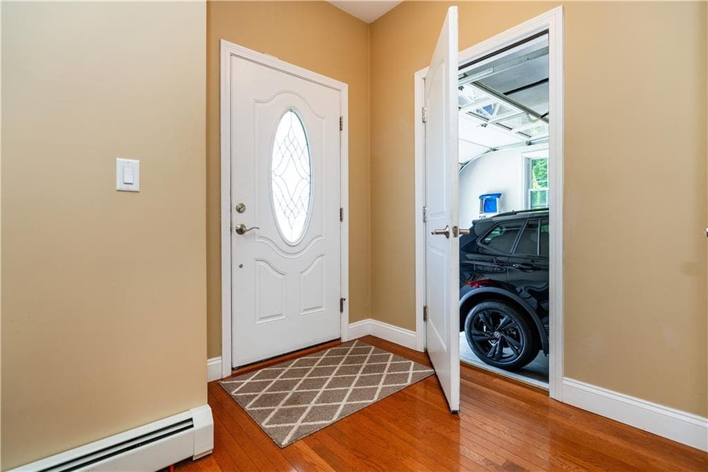 Condominium at 40 Enzo Drive, Coventry, photo 25 of 50
