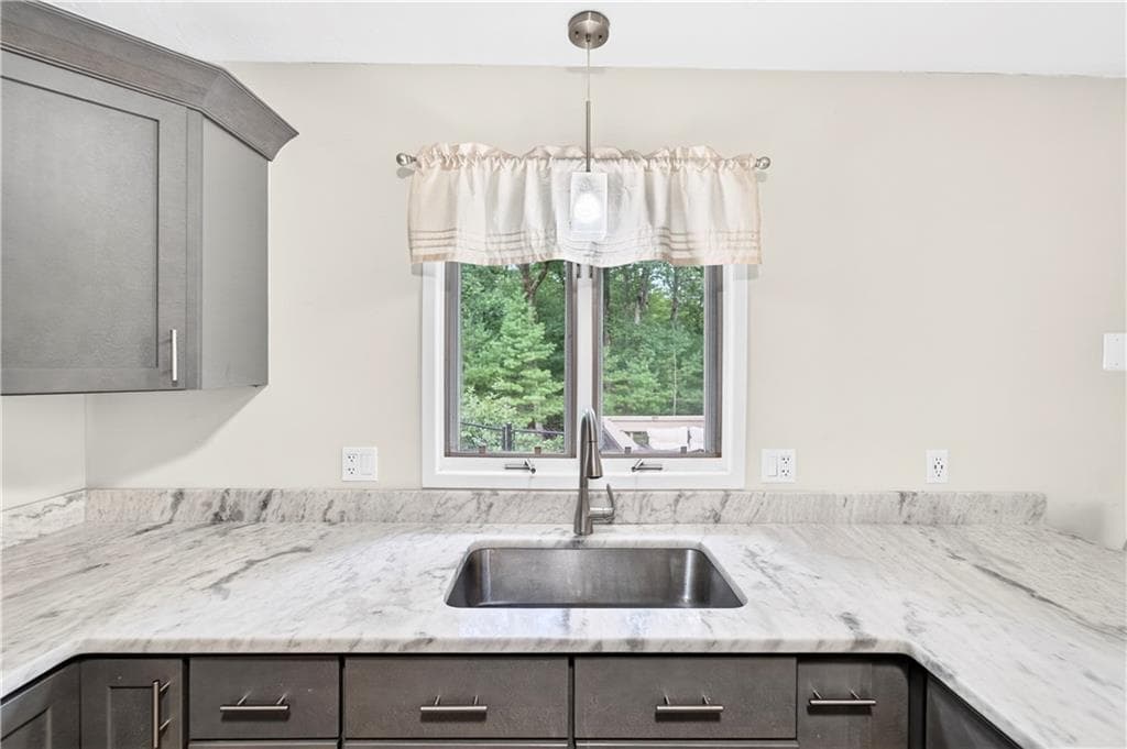 Single Family Residence at 765 Putnam Pike, Glocester, photo 6 of 43