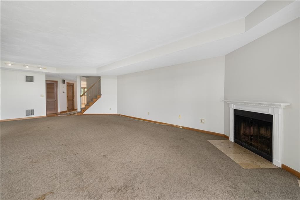 Condominium at 4496 Post Road UNIT 5, Warwick, photo 10 of 44