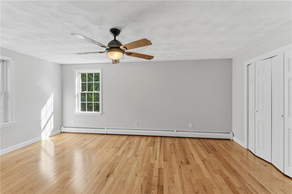 Single Family Residence at 21 Casey Lane, Coventry, photo 15 of 48