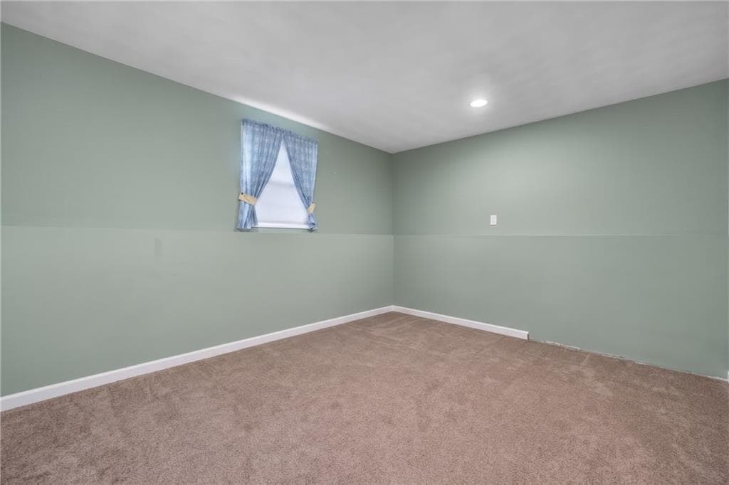 Single Family Residence at 16 Dresden Street, Cranston, photo 16 of 23