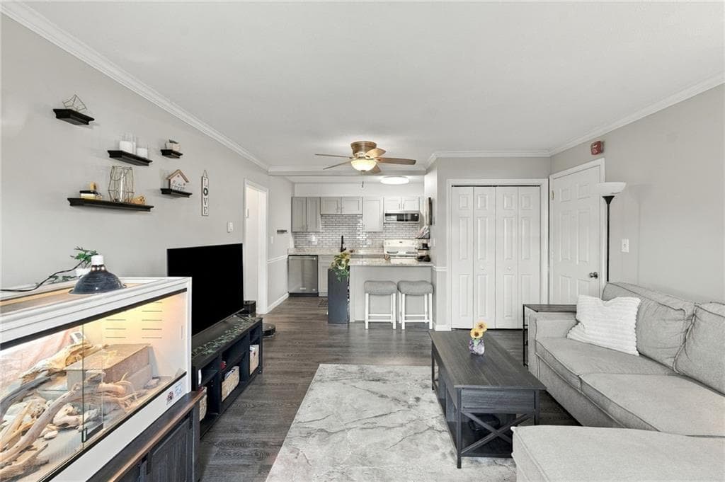 Condominium at 200 Manville Hill Road UNIT 127, Cumberland, photo 2 of 23