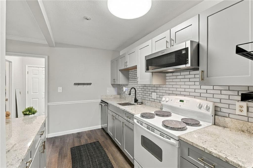 Condominium at 200 Manville Hill Road UNIT 127, Cumberland, photo 10 of 23