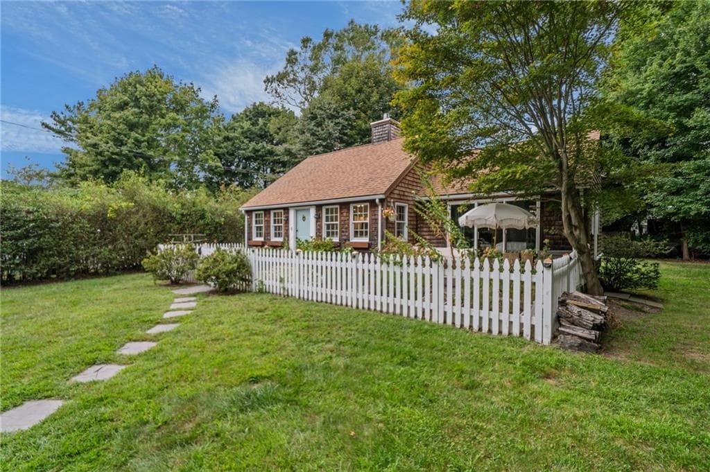 Single Family Residence at 76 Nautilus Street, Jamestown, photo 36 of 42