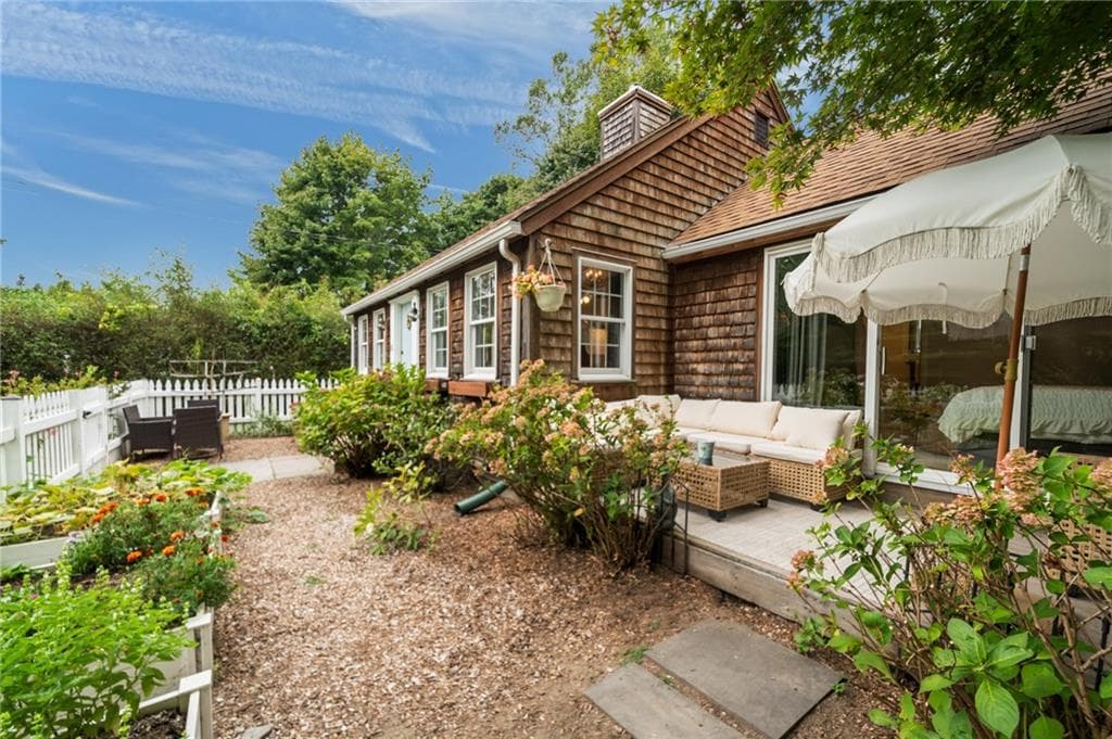 Single Family Residence at 76 Nautilus Street, Jamestown, photo 28 of 42