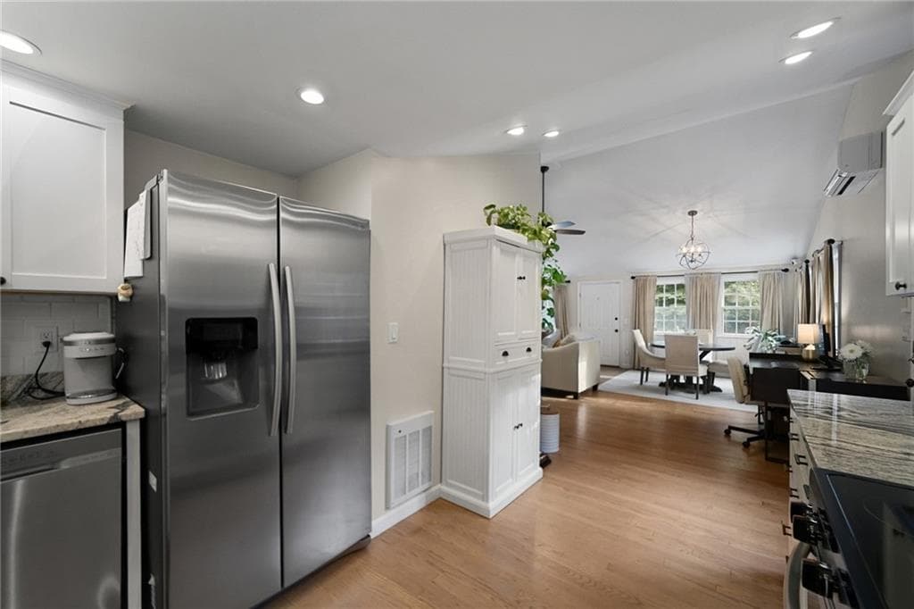 Single Family Residence at 76 Nautilus Street, Jamestown, photo 15 of 42