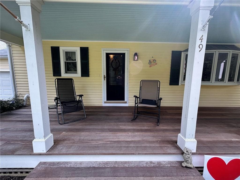 Single Family Residence at 49 Captains Circle, Tiverton, photo 13 of 50