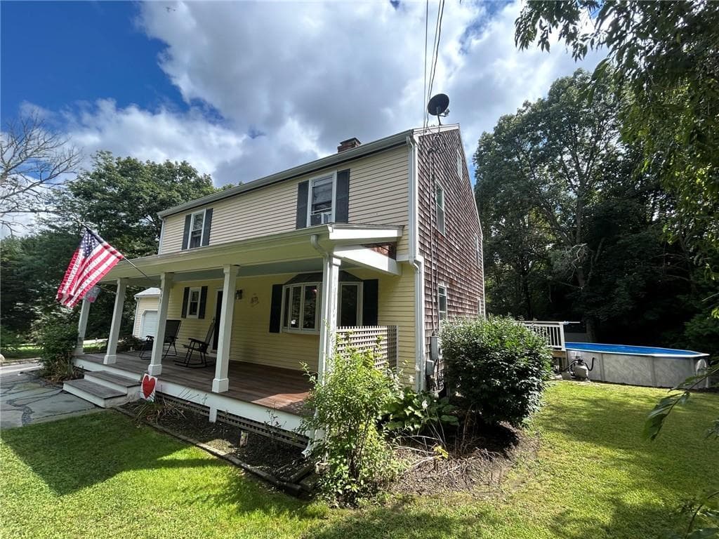 Single Family Residence at 49 Captains Circle, Tiverton, photo 7 of 50