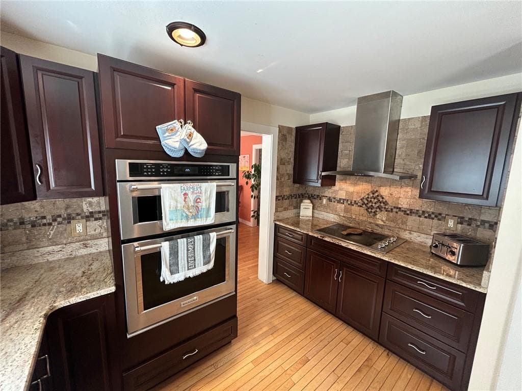 Single Family Residence at 49 Captains Circle, Tiverton, photo 25 of 50