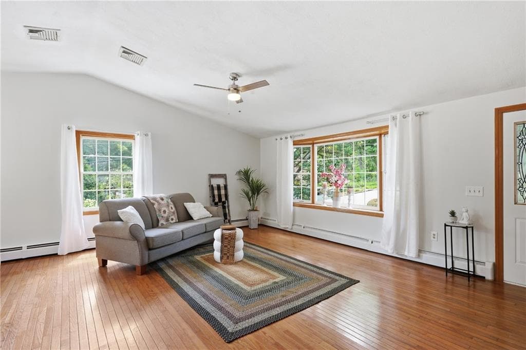 Single Family Residence at 12 View Street, Lincoln, photo 6 of 44