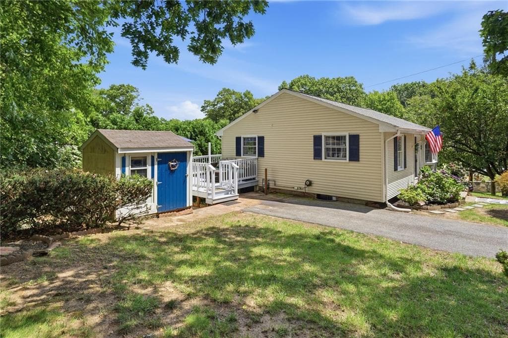 Single Family Residence at 12 View Street, Lincoln, photo 42 of 44