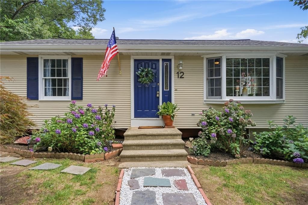 12 View Street
